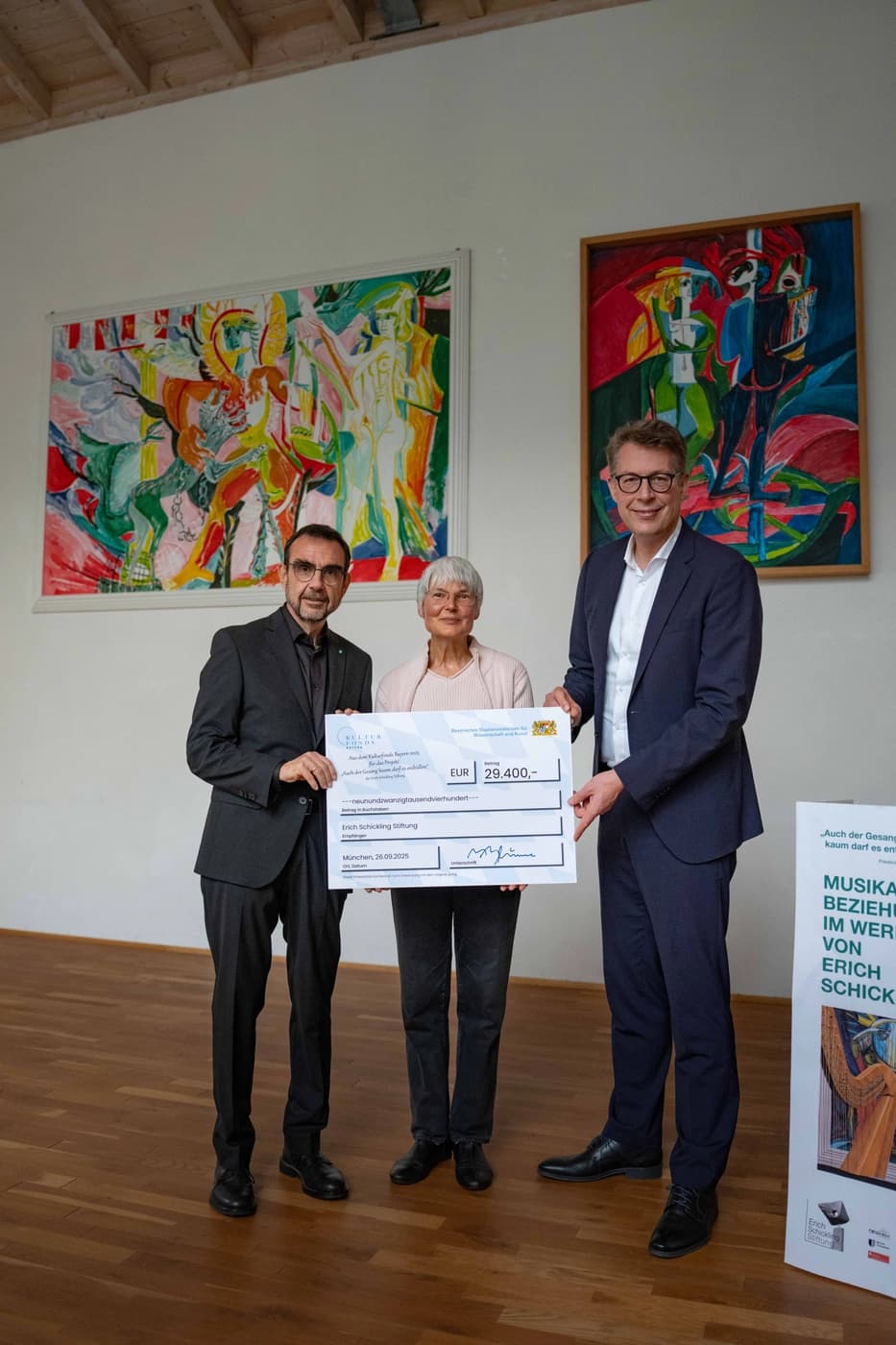 Förderbescheidübergabe. Foto ©Axel König-StMWK 2025